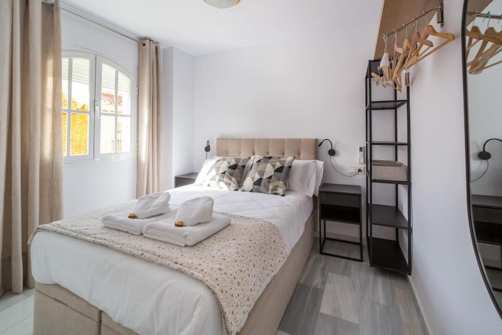 Central And Beautiful Apartment - Free Parking Malaga Exterior photo